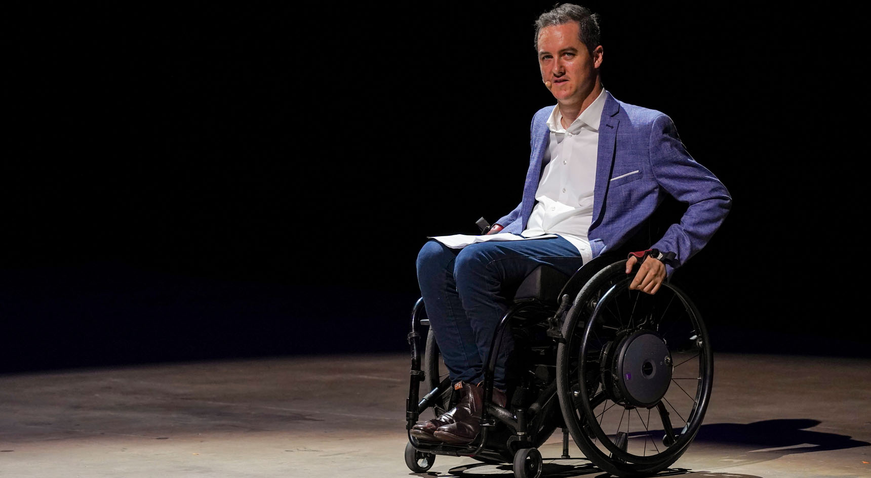 Charles Brice speaking to students at Street Smart High