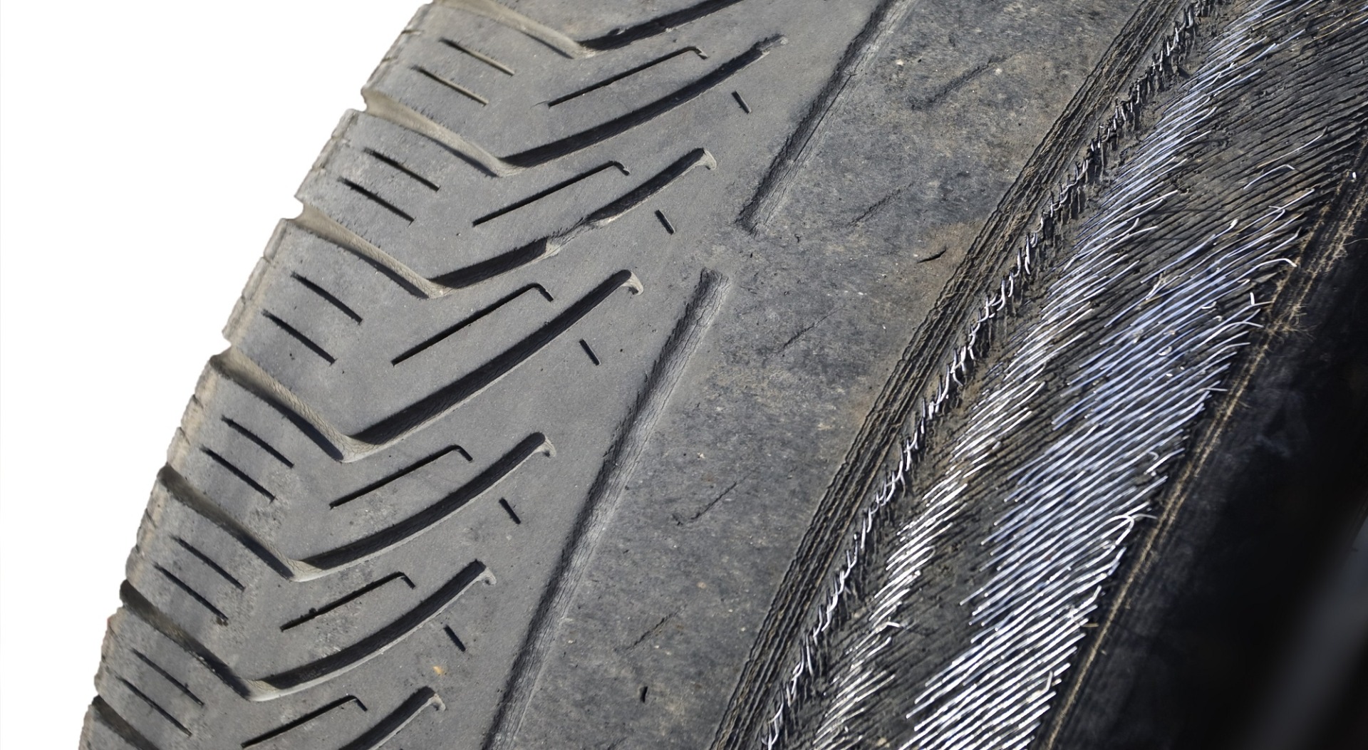 Worn tyre